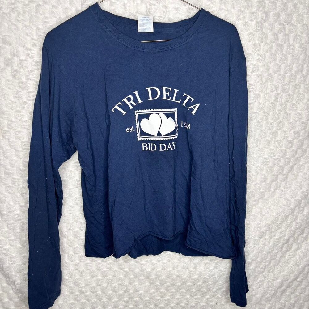 Gildan Women's Navy and Blue T-shirt